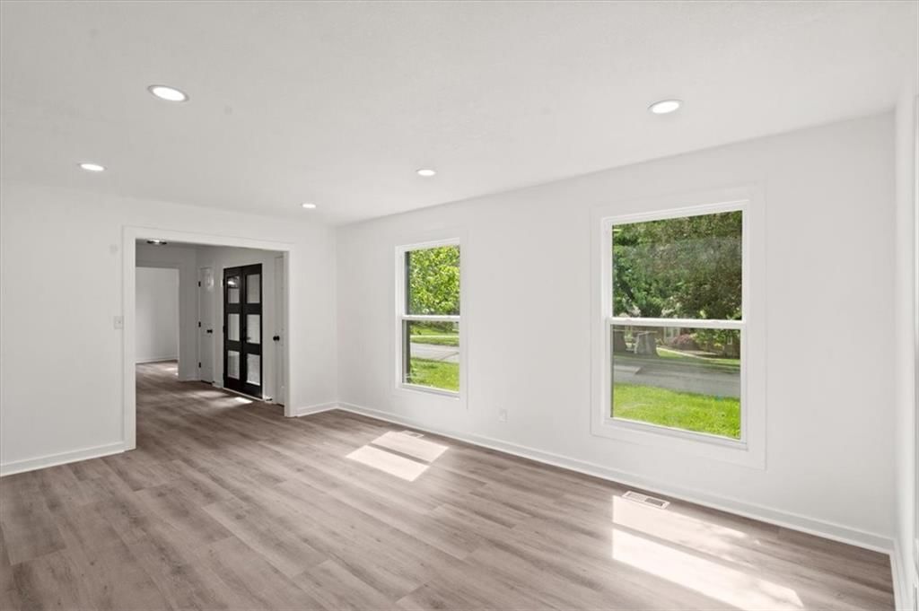307 S Sunset Lane — photo 13