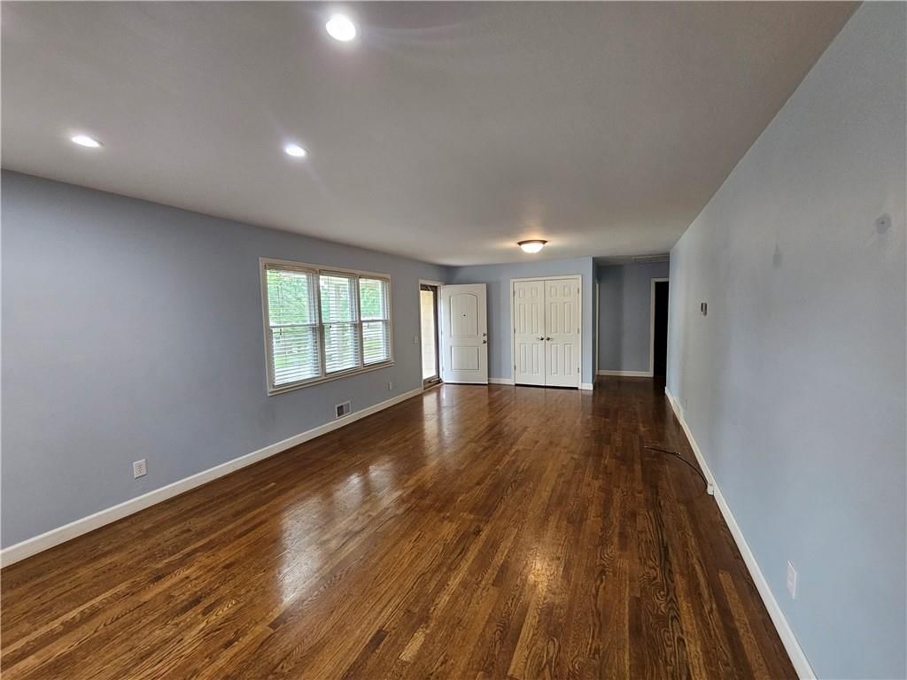 10913 W 50TH Terrace — photo 9
