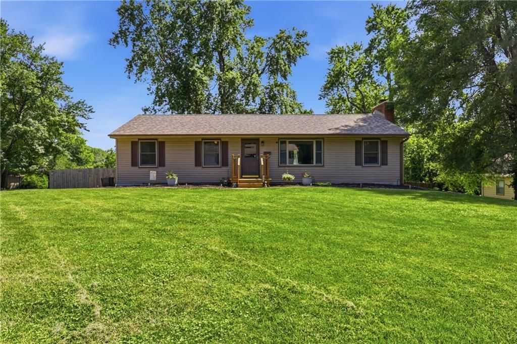 10709 E 70th Terrace, Raytown, MO