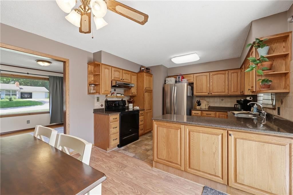 10709 E 70th Terrace — photo 9