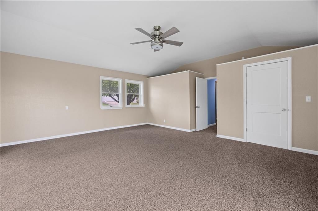 330 N Grant Street — photo 27
