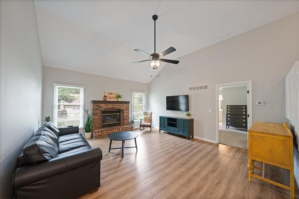14801 S Arapaho Drive — photo 4