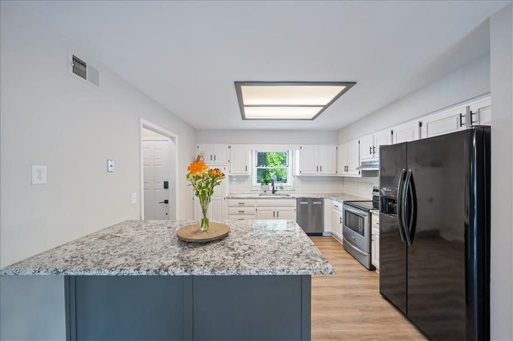 14801 S Arapaho Drive — photo 9