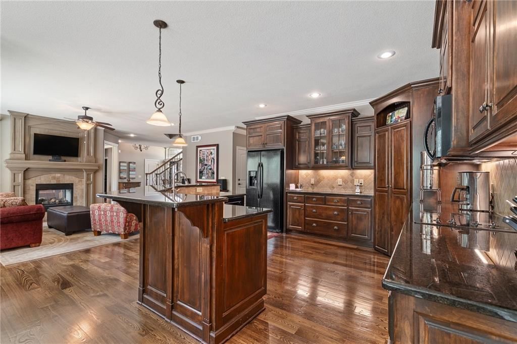 1613 NE Shadow Valley Drive — photo 20