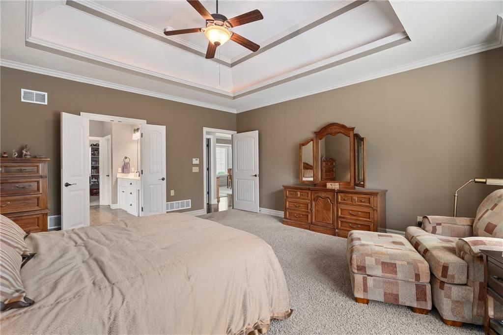 1613 NE Shadow Valley Drive — photo 31
