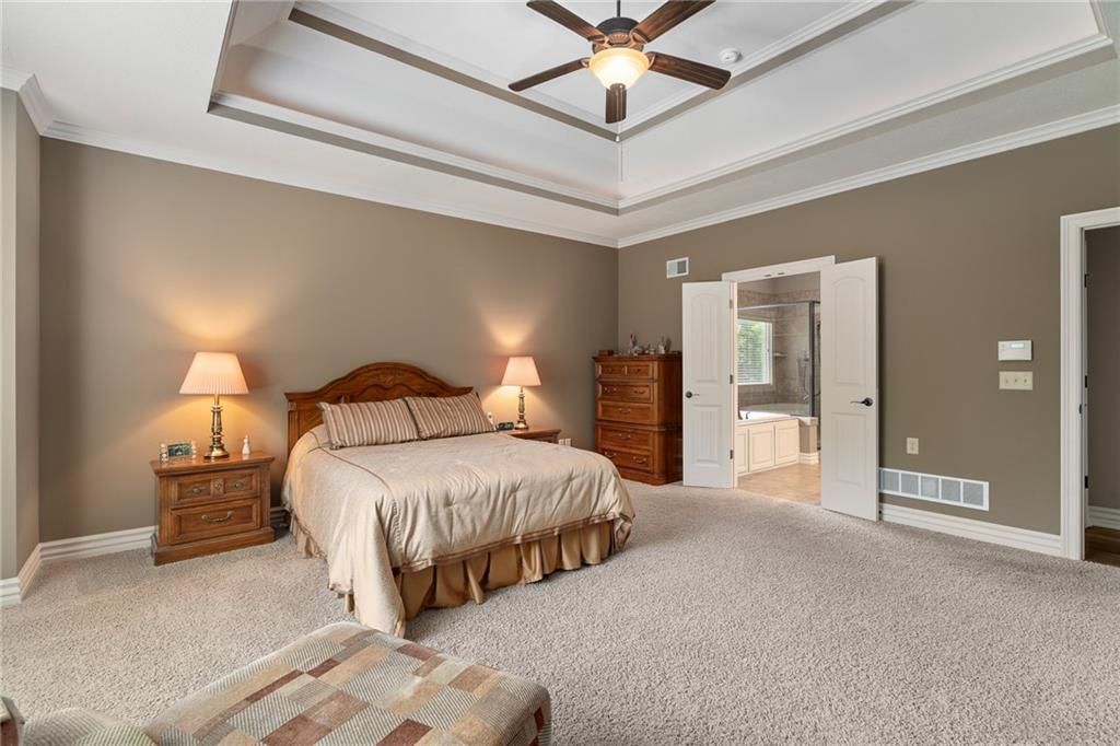 1613 NE Shadow Valley Drive — photo 32