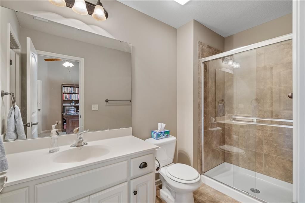 1613 NE Shadow Valley Drive — photo 41