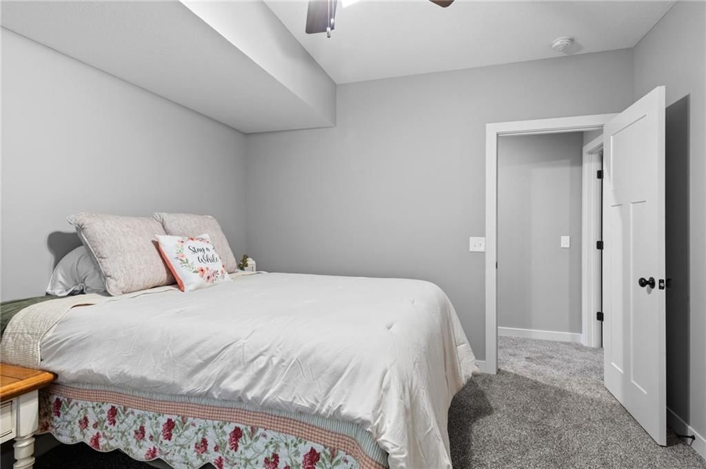 5866 S National Drive — photo 34