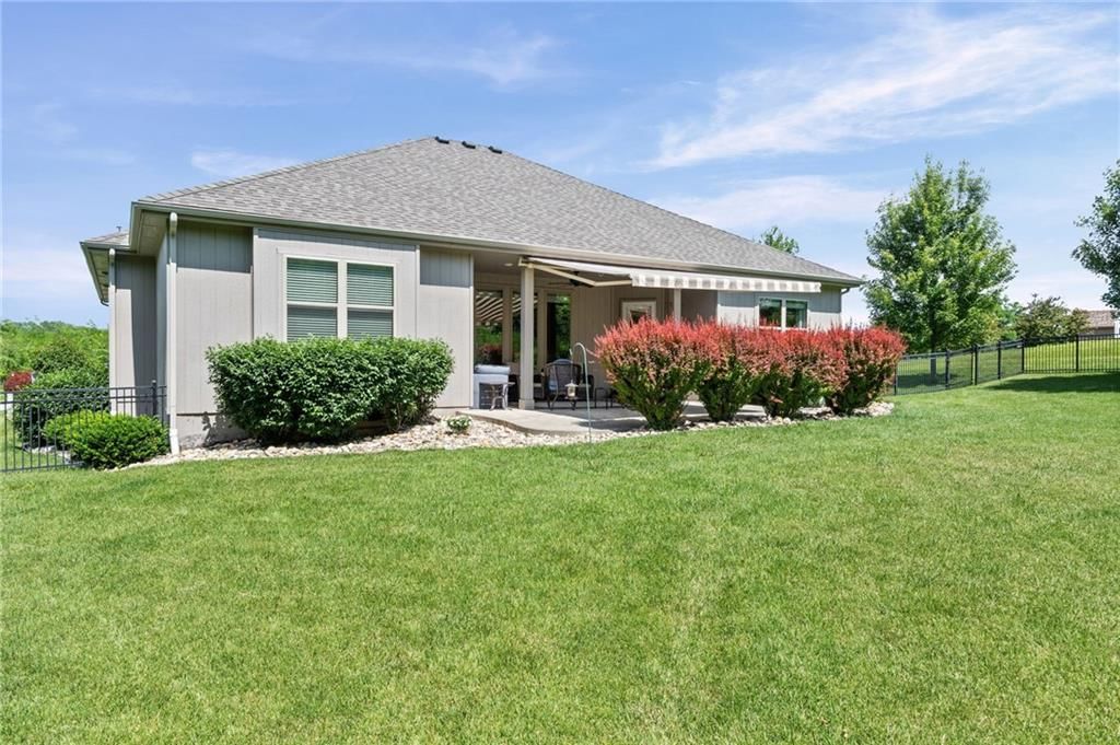5866 S National Drive — photo 41