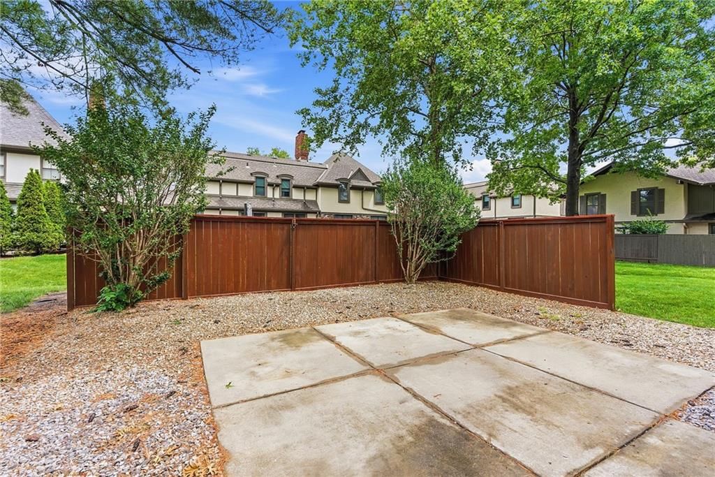 10245 Conser Street — photo 26