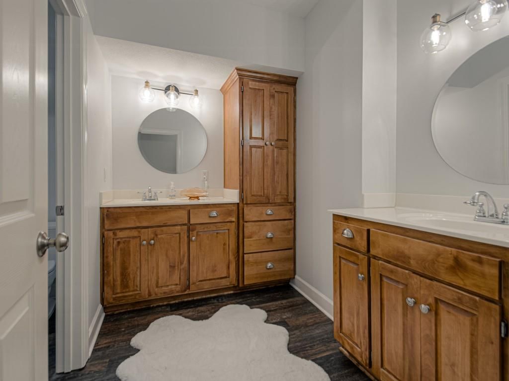 9785 Baker Road — photo 41