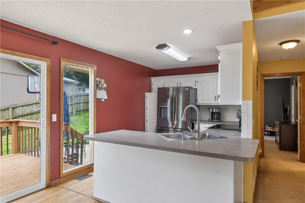6209 NE 48TH Terrace — photo 8
