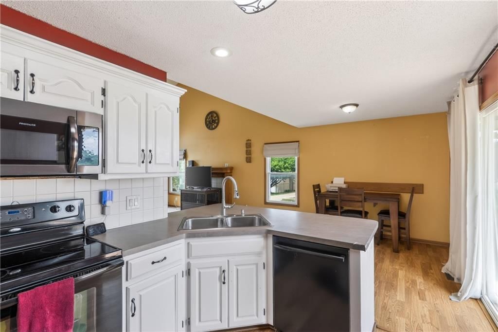 6209 NE 48TH Terrace — photo 10