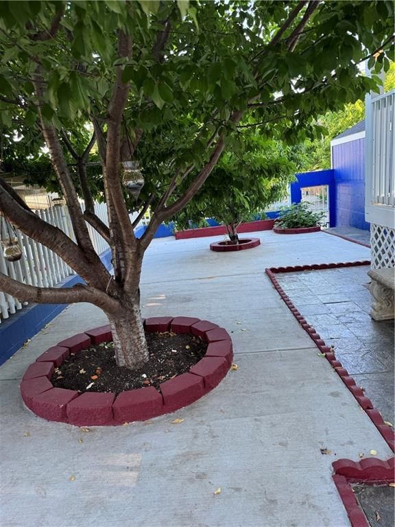 909 Central Avenue — photo 4