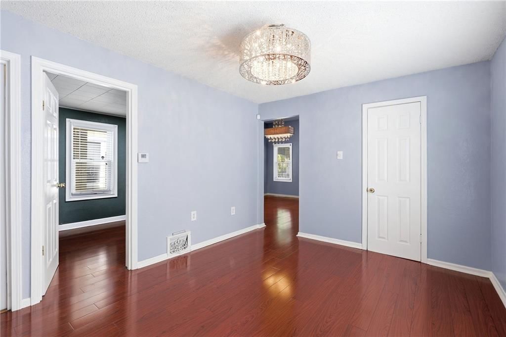 909 Central Avenue — photo 17