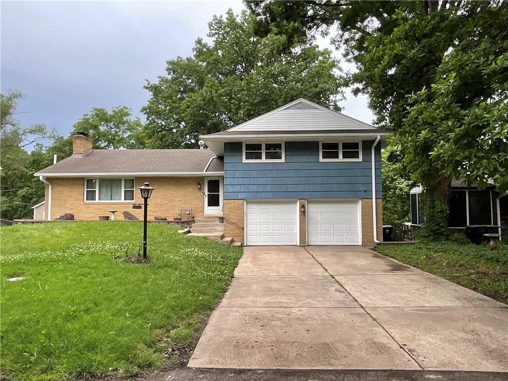 3706 N Grand Avenue — photo 8
