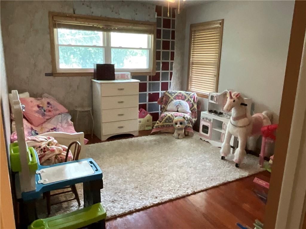 3706 N Grand Avenue — photo 15