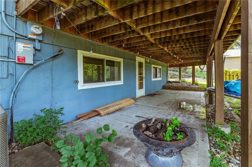 3706 N Grand Avenue — photo 43