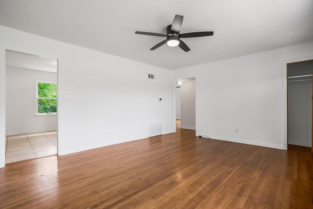 616 S Lee Avenue — photo 7