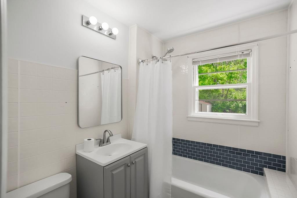 616 S Lee Avenue — photo 13