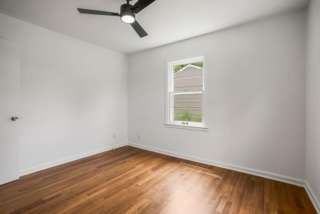 616 S Lee Avenue — photo 16