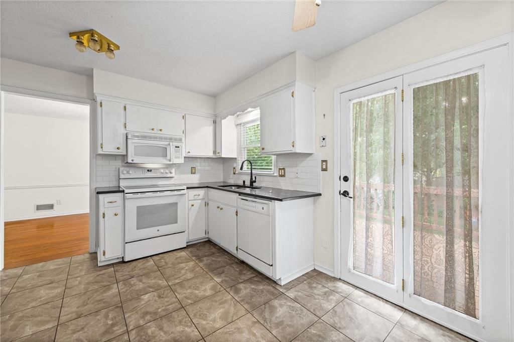 6819 Birch Lane — photo 12