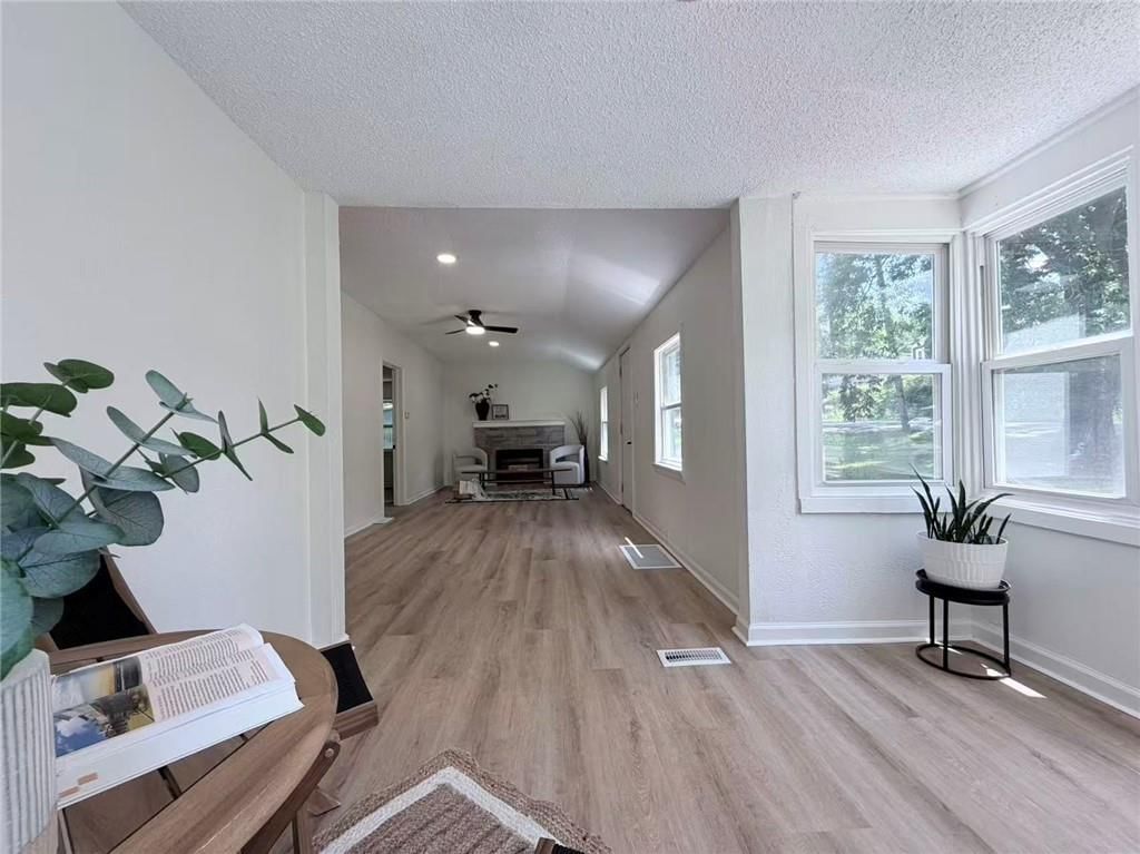 2920 NE 39th Street — photo 9