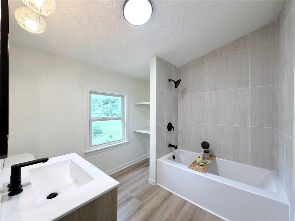 2920 NE 39th Street — photo 20