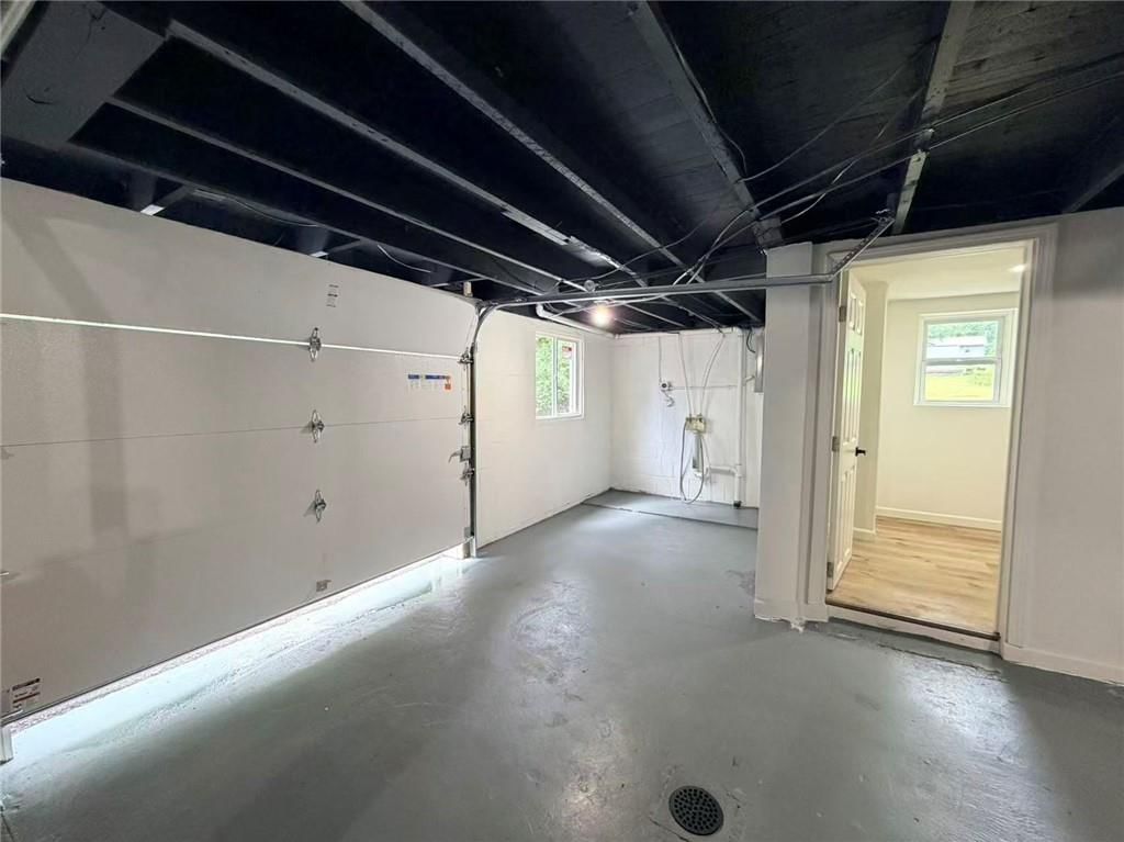 2920 NE 39th Street — photo 25