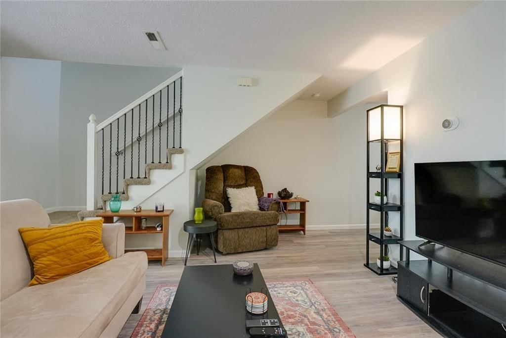 10545 E 46th Terrace — photo 6
