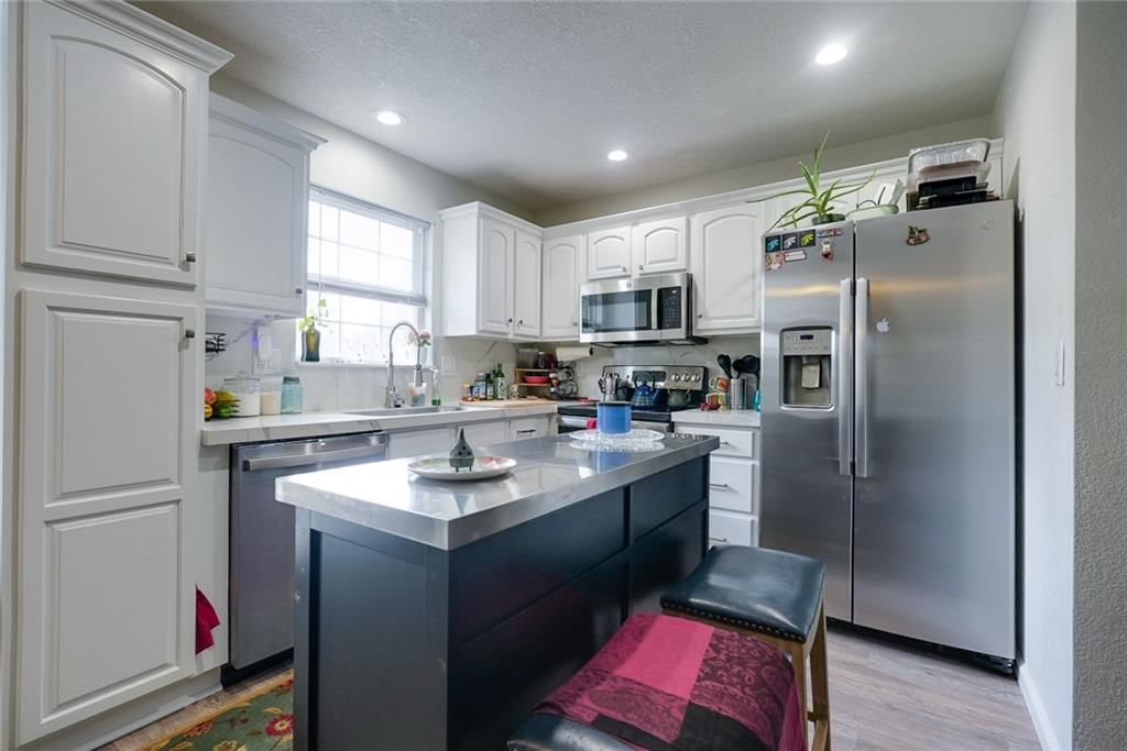 10545 E 46th Terrace — photo 9