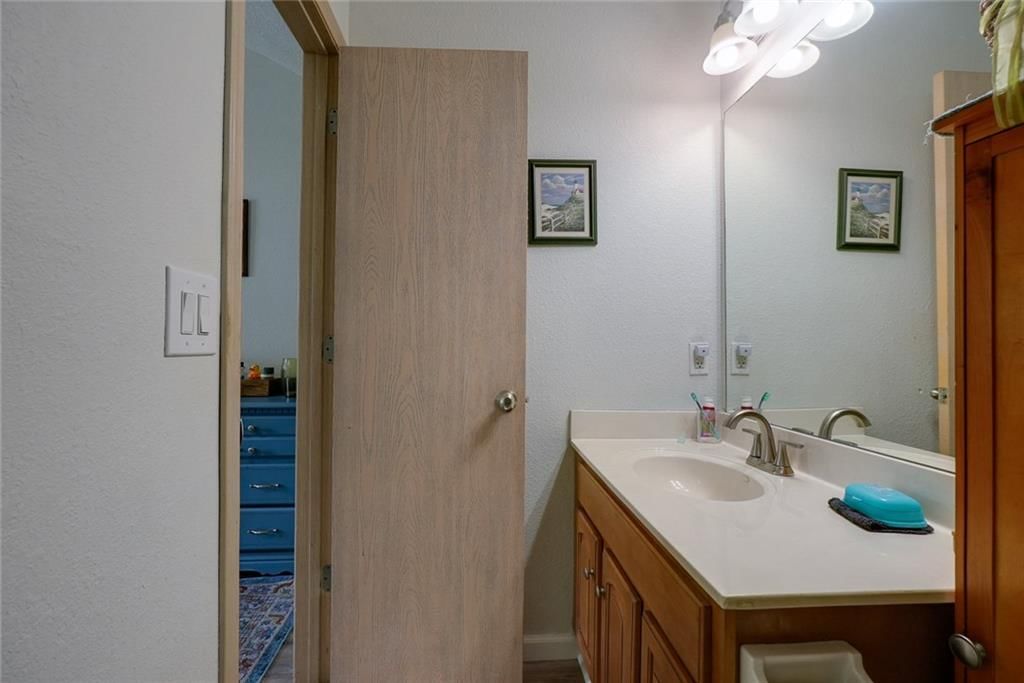 10545 E 46th Terrace — photo 25