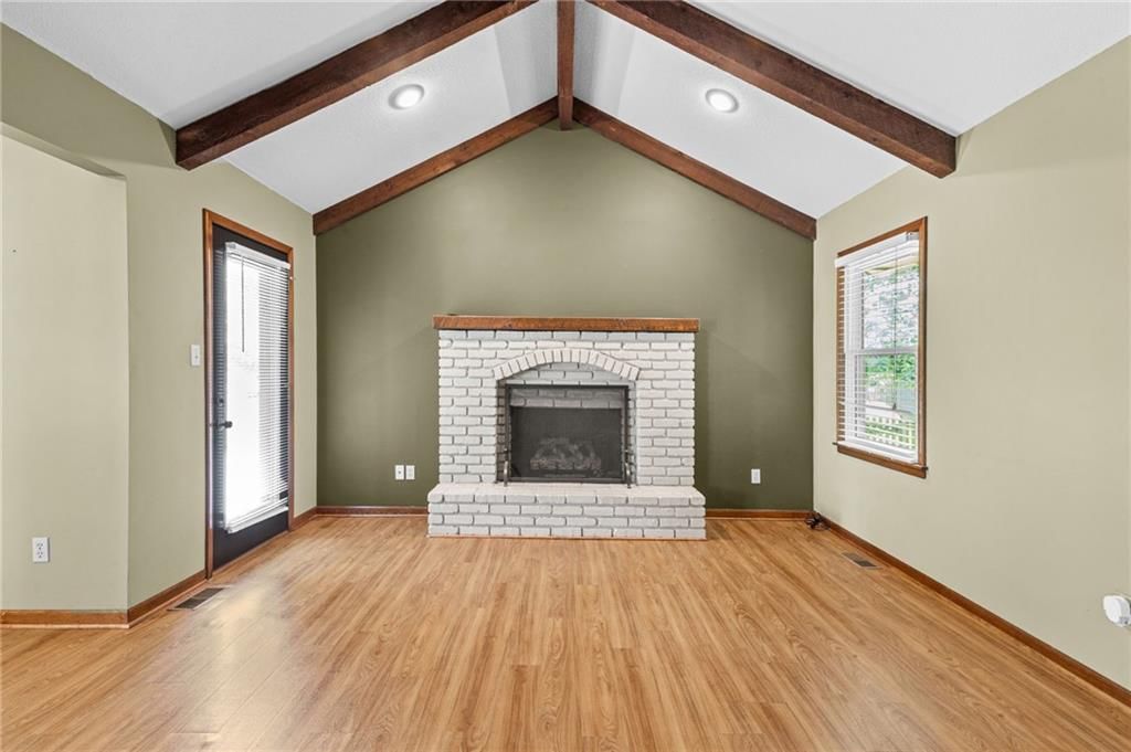 243 SE Brownfield Court — photo 10