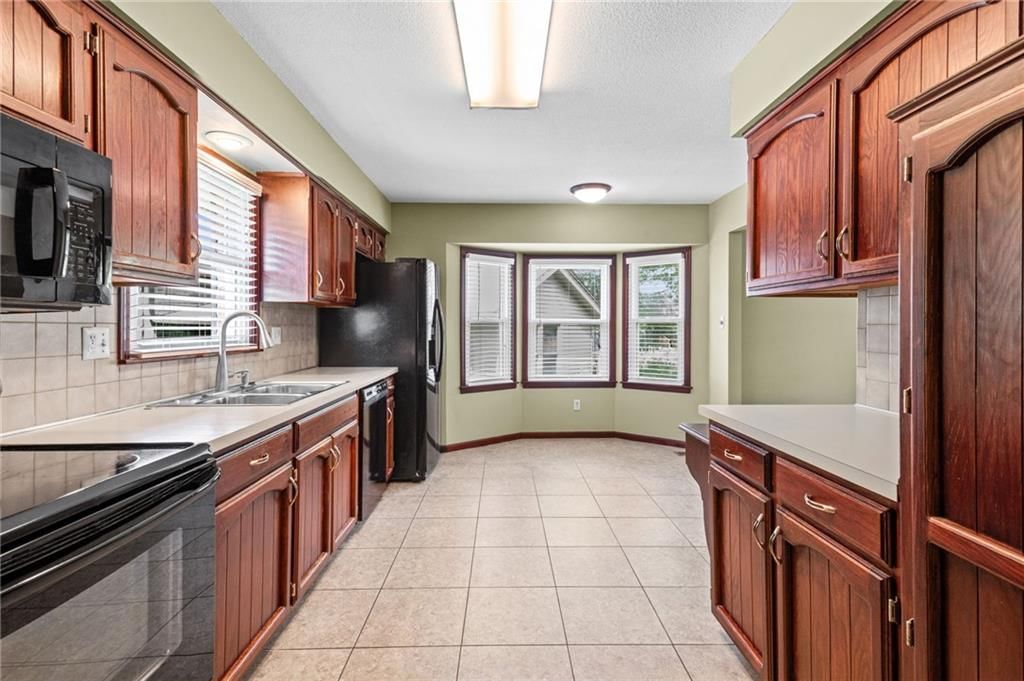 243 SE Brownfield Court — photo 17