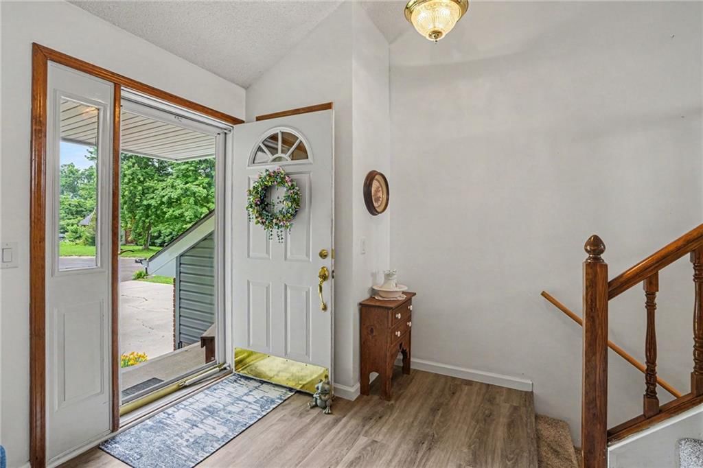 705 Benjamin Avenue — photo 3