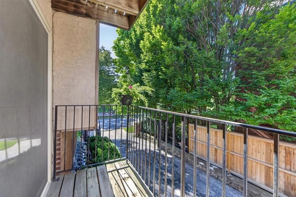 3608 Gillham Road — photo 23