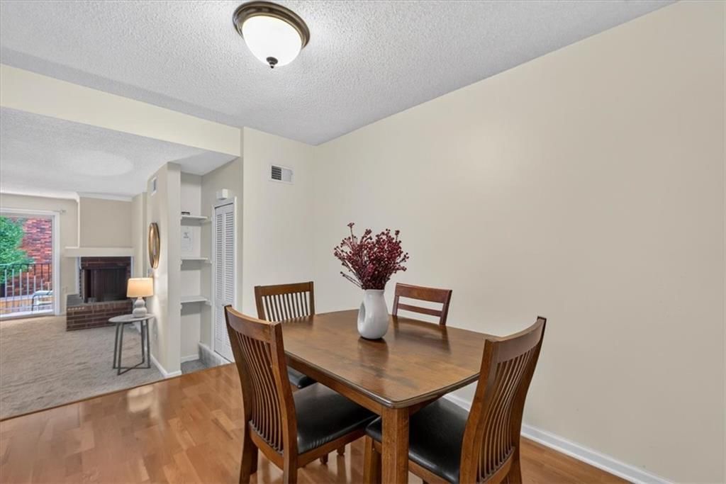 3608 Gillham Road — photo 27