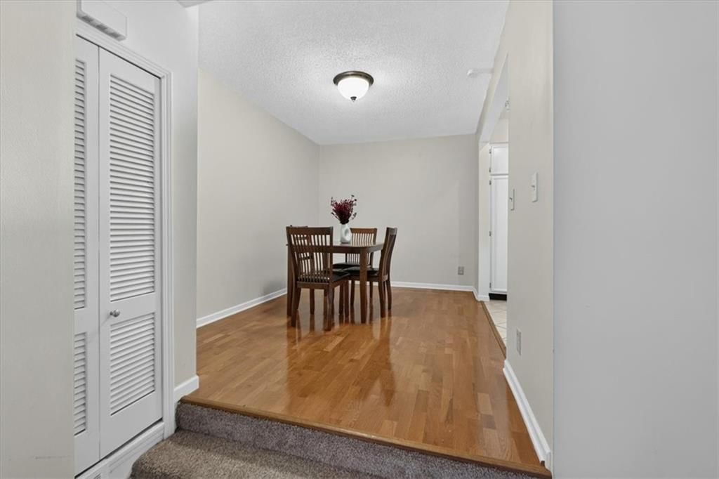 3608 Gillham Road — photo 30