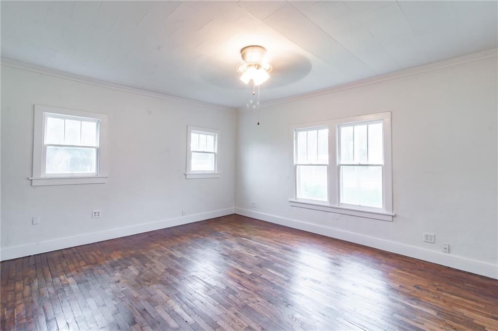 701 S Pine Street — photo 3
