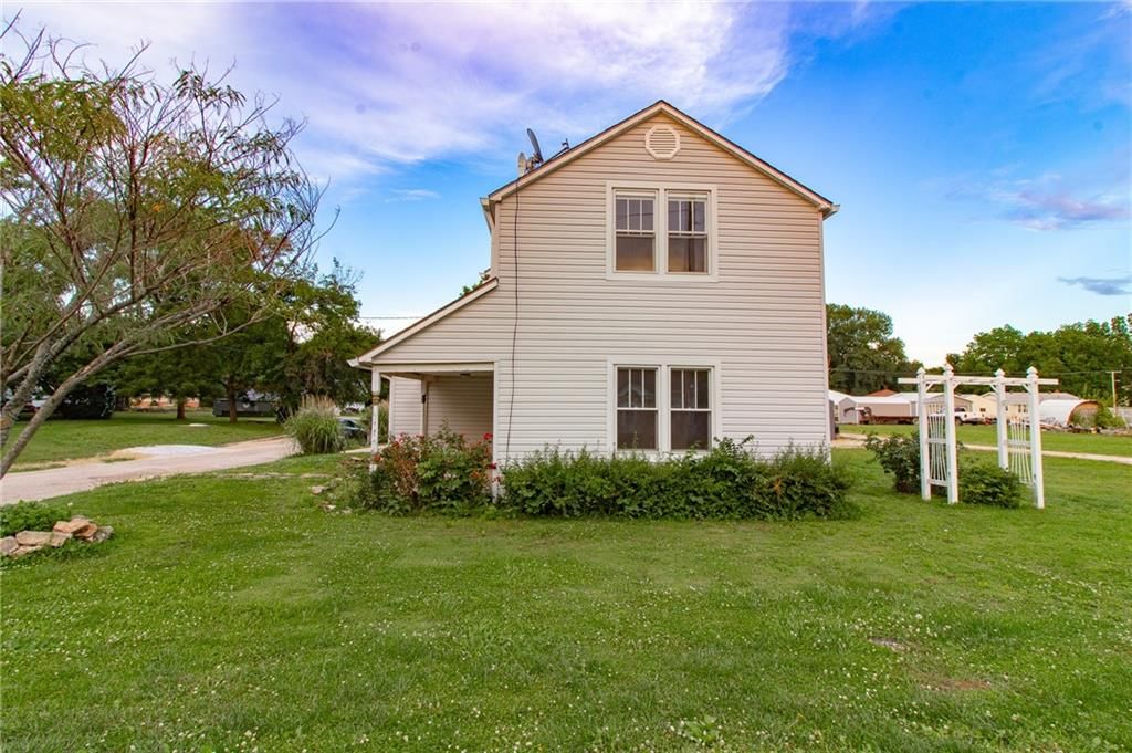 701 S Pine Street — photo 18