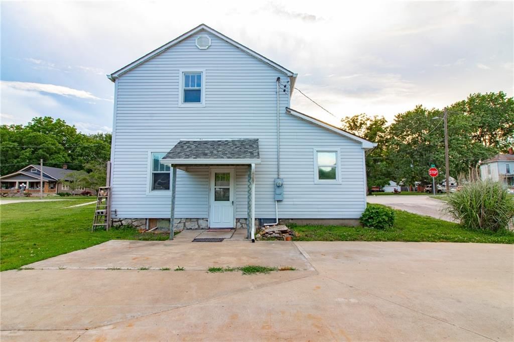 701 S Pine Street — photo 22