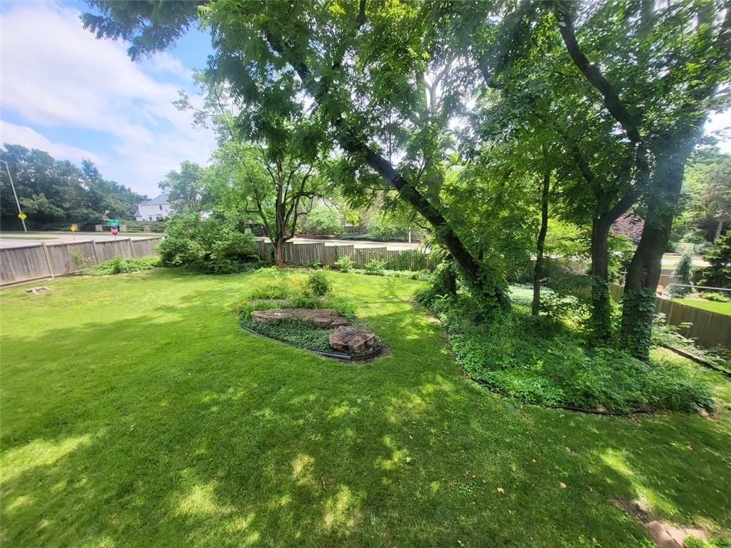 11703 W 102nd Place — photo 3