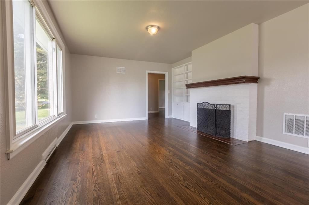 216 NE 83rd Terrace — photo 4