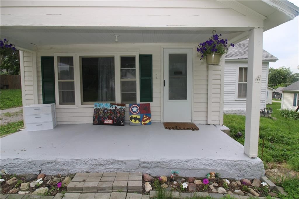 110 W Benton Street — photo 4