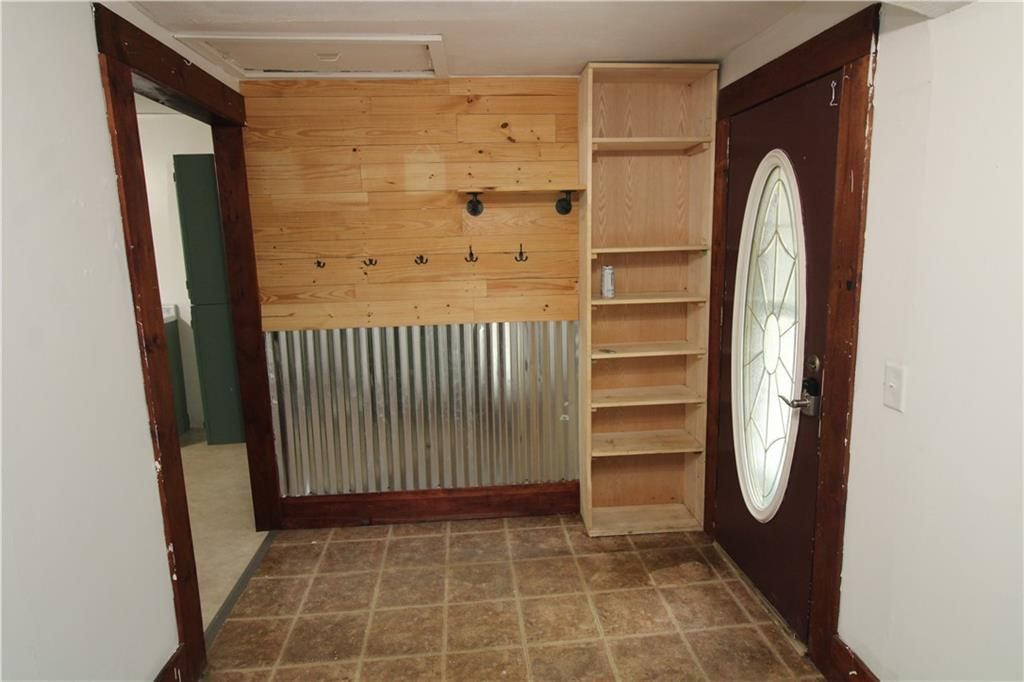 110 W Benton Street — photo 14