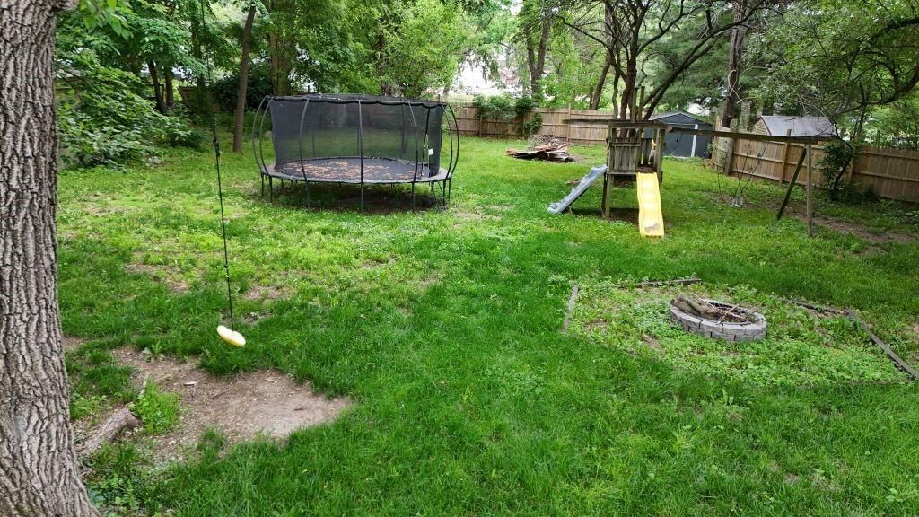 110 W Benton Street — photo 35