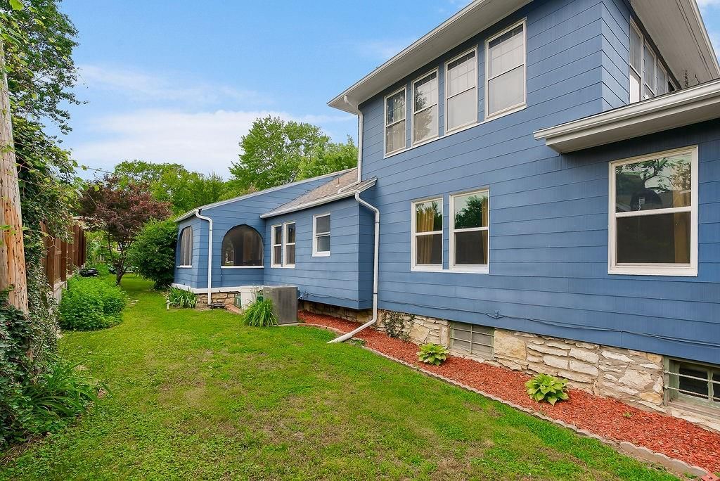 1017 N 25th Street — photo 31