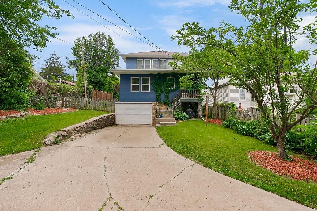 1017 N 25th Street — photo 32