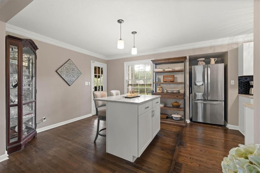 2816 W 75TH Street — photo 11