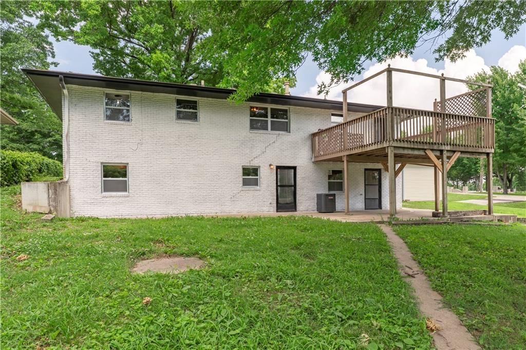 2806 N River Boulevard — photo 3